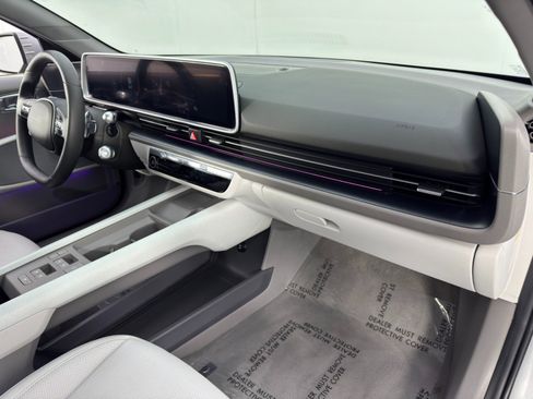 Used 2023 Hyundai Ioniq 6 SEL image 13