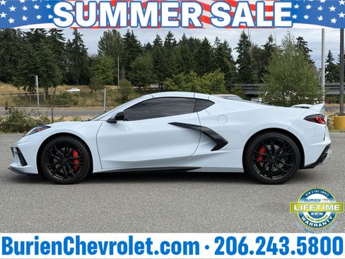 Used 2023 Chevrolet Corvette Stingray Coupe w/ Z51 Performance Package RWD image 2
