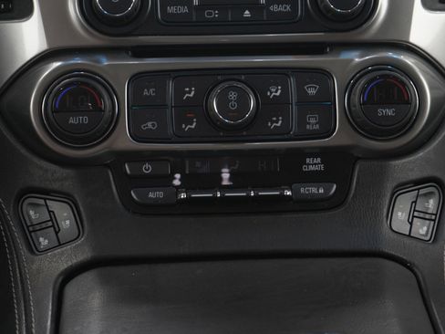 Used 2019 Chevrolet Tahoe Premier w/ Premier Plus Edition image 21