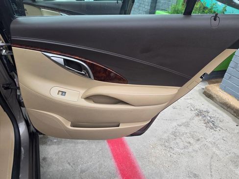 Used 2011 Buick LaCrosse CX FWD image 28