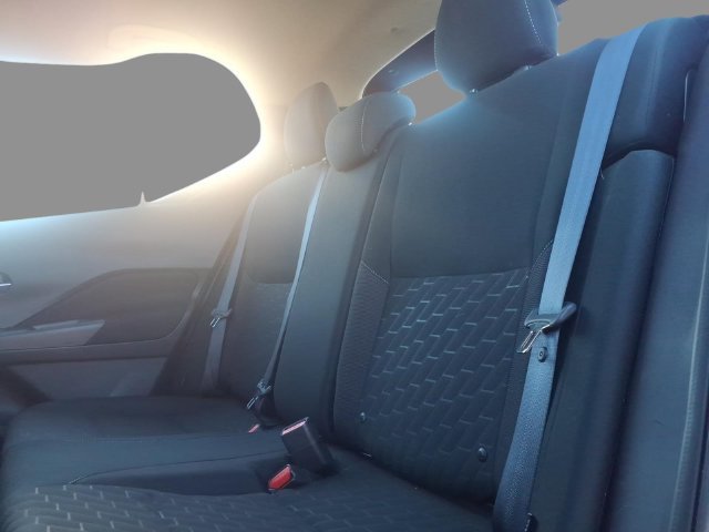 Certified 2024 Nissan Kicks SV w/ Interior Electronics Package FWD image 18