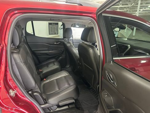 Used 2019 GMC Acadia SLT AWD/4WD image 12