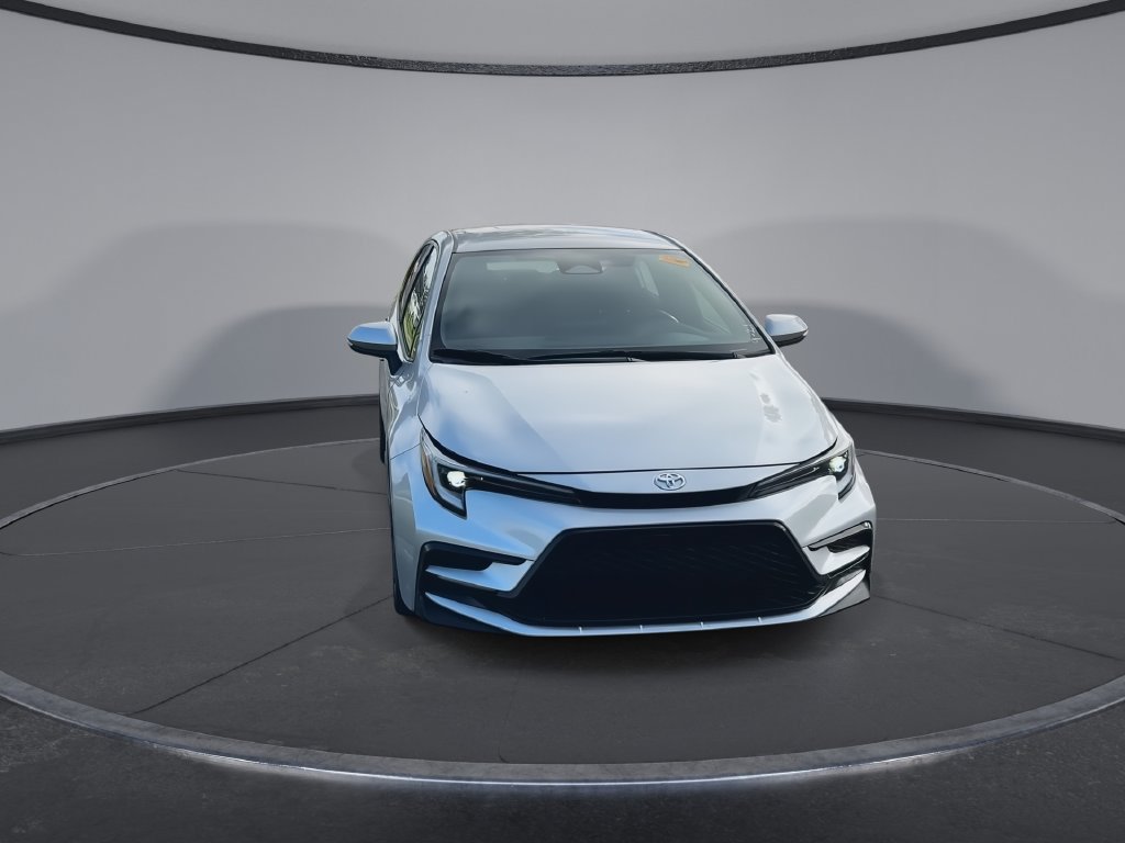 Used 2023 Toyota Corolla SE FWD image 3