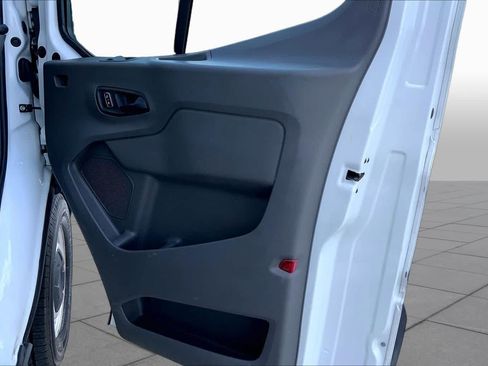 Used 2024 Ford Transit 250 148 Medium Roof RWD image 21