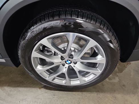 New 2026 BMW X5 xDrive50e image 36