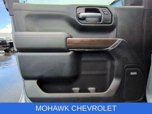 Used 2021 Chevrolet Silverado 1500 LT Trail Boss w/ Convenience Package II AWD/4WD image 23