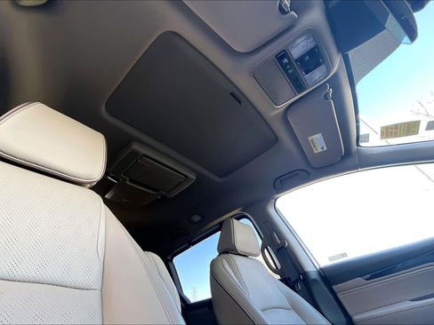 Used 2022 Honda Odyssey Elite image 13