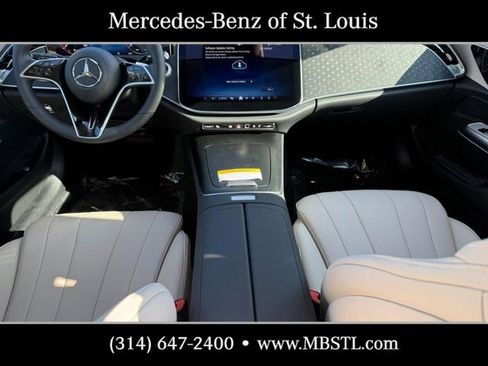 New 2026 Mercedes-Benz E 350 4MATIC Sedan image 8