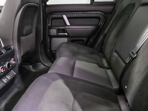 Used 2023 Land Rover Defender 110 V8 AWD/4WD image 19