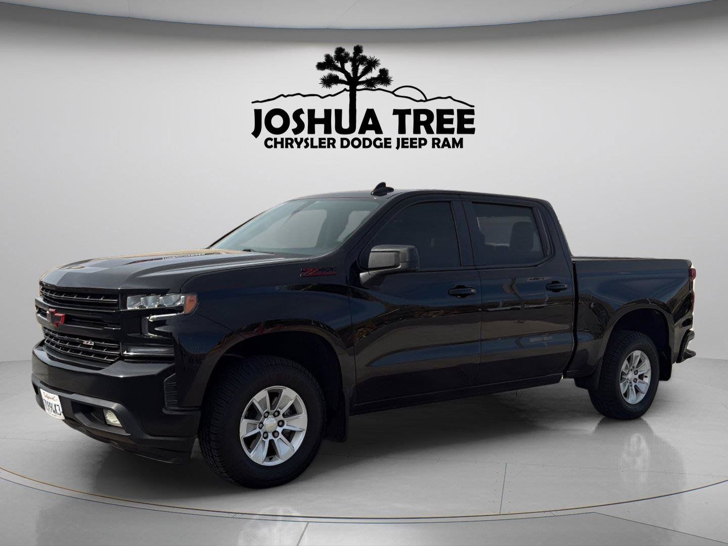 Used 2022 Chevrolet Silverado 1500 LT w/ Bed Protection Package RWD image 5