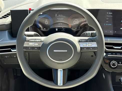 Certified 2025 Hyundai Sonata SE image 13