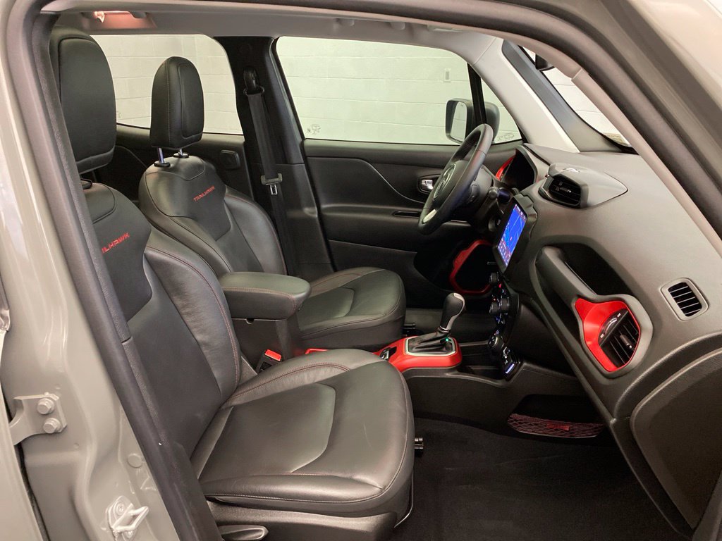 Certified 2021 Jeep Renegade Trailhawk w/ Sun & Sound Group AWD/4WD image 23