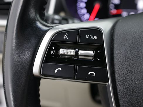Used 2019 Kia Sorento EX FWD image 24