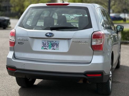 Used 2014 Subaru Forester 2.5i image 5