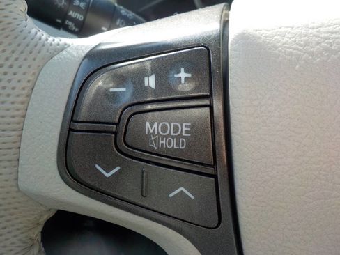 Used 2014 Toyota Sienna XLE AWD/4WD image 20