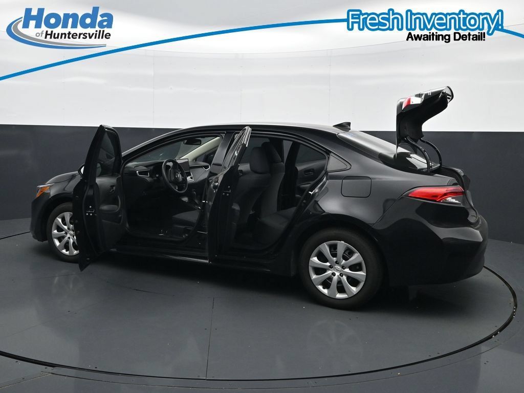 Used 2026 Toyota Corolla LE FWD image 49