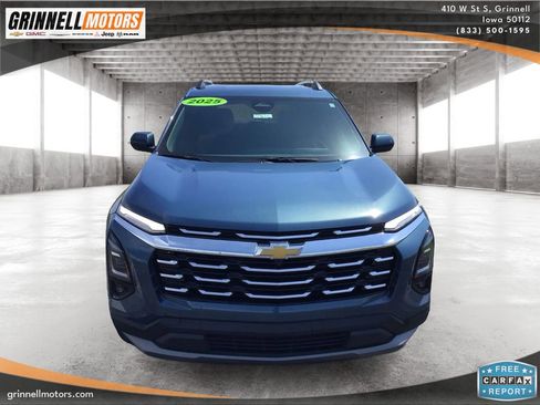 Used 2025 Chevrolet Equinox LT w/ Convenience Package II AWD/4WD image 2