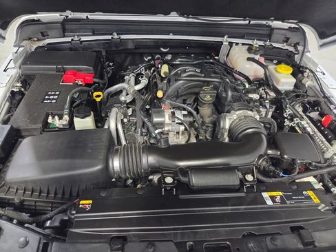 Certified 2023 Jeep Wrangler Unlimited Sport AWD/4WD image 29