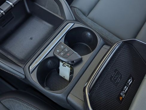 New 2026 GMC Terrain AT4 w/ LPO, Floor Liner Package image 25