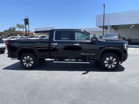 New 2026 GMC Sierra 2500 Denali w/ Max Trailering Package AWD/4WD image 4