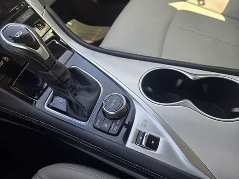 Used 2023 INFINITI Q50 Luxe w/ Cargo Package RWD image 17