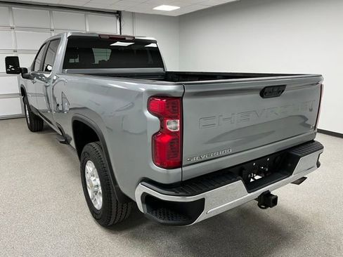 Used 2024 Chevrolet Silverado 2500 LT AWD/4WD image 6
