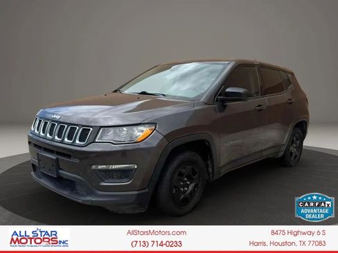 Used 2018 Jeep Compass Sport FWD image 2