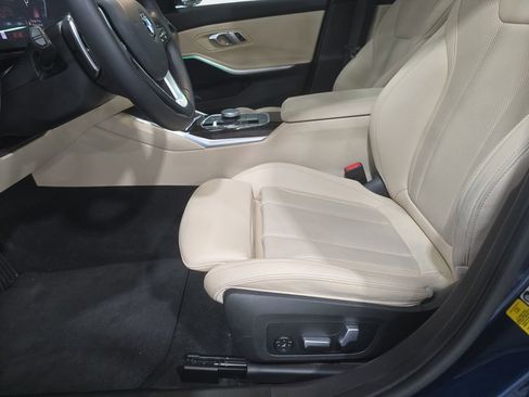 Used 2023 BMW 330i Sedan w/ Driving Assistance Package image 24