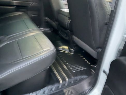 Used 2023 Chevrolet Silverado 2500 W/T w/ WT Fleet Convenience Package image 17