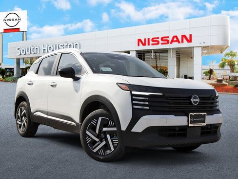 New 2026 Nissan Kicks SV image 1