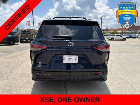 Certified 2025 Toyota Sienna XSE FWD image 6
