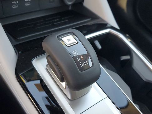 New 2026 Mitsubishi Outlander SEL FWD image 27