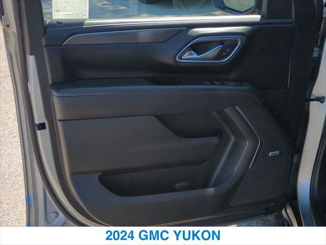 Used 2024 GMC Yukon AT4 AWD/4WD image 12