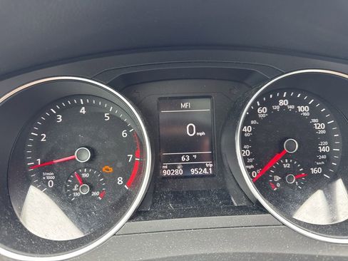 Used 2018 Volkswagen Jetta SE image 11