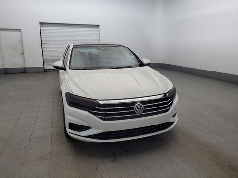 Used 2019 Volkswagen Jetta SEL Premium image 14