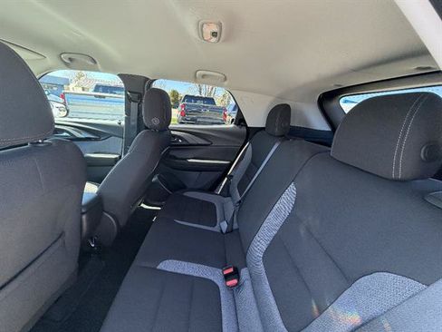 Used 2023 Chevrolet TrailBlazer LT FWD image 22