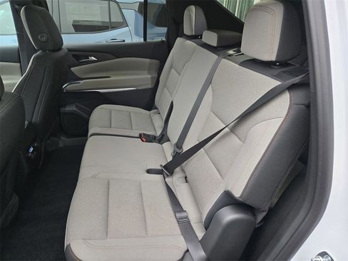 New 2026 Chevrolet Traverse LT w/ Driver Confidence Package image 4