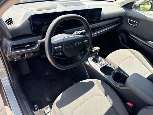 Used 2025 Kia K4 FWD image 22