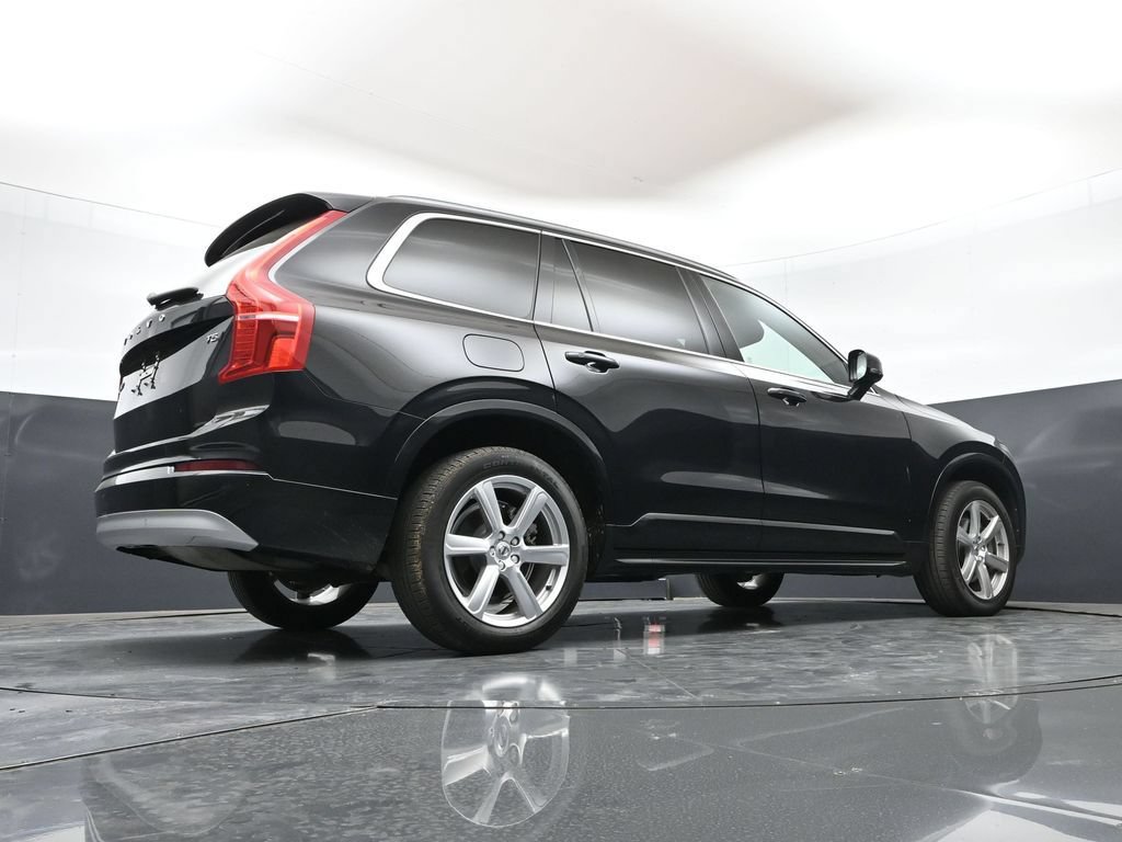 Used 2022 Volvo XC90 T5 Momentum AWD/4WD image 46