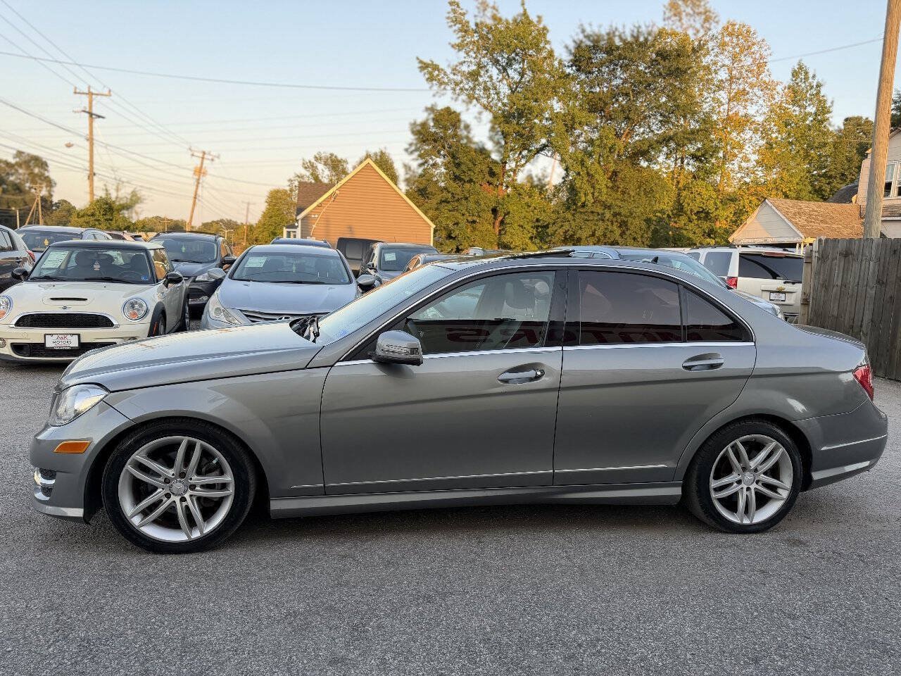 Used 2012 Mercedes-Benz C 300 4MATIC Sedan image 5