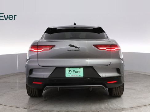Used 2024 Jaguar I-PACE R-Dynamic HSE image 13