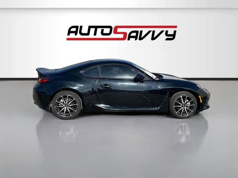 Used 2023 Toyota GR86 Premium image 8