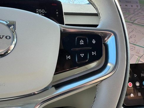 Used 2025 Volvo EX90 Ultra image 18