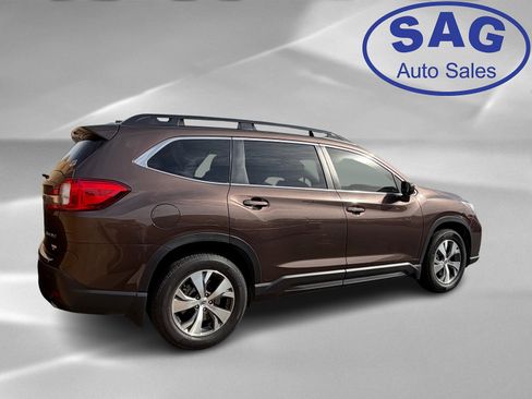Used 2019 Subaru Ascent Premium image 3