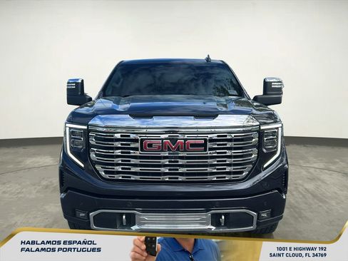 Used 2025 GMC Sierra 1500 Denali w/ Denali Reserve Package AWD/4WD image 9
