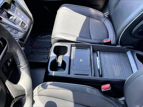 Used 2025 Honda Odyssey Elite image 15
