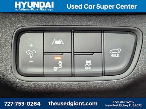 Used 2020 Hyundai Santa Fe Limited image 34
