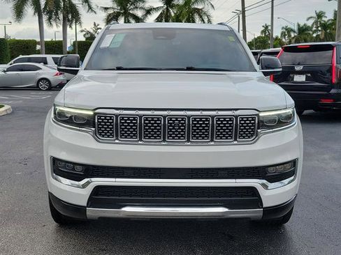 Used 2023 Jeep Grand Wagoneer Series II image 8