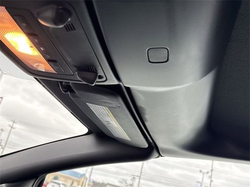 Used 2016 Buick Cascada Premium image 14