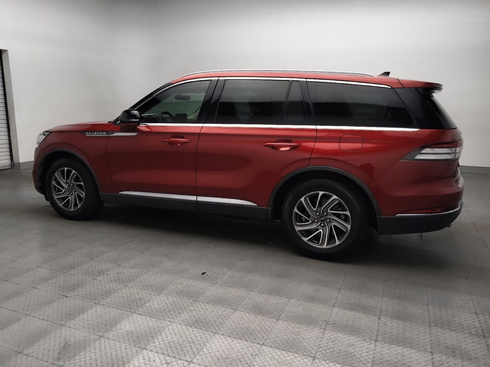 Used 2021 Lincoln Aviator 2WD w/ Class IV Trailer Tow Package image 3